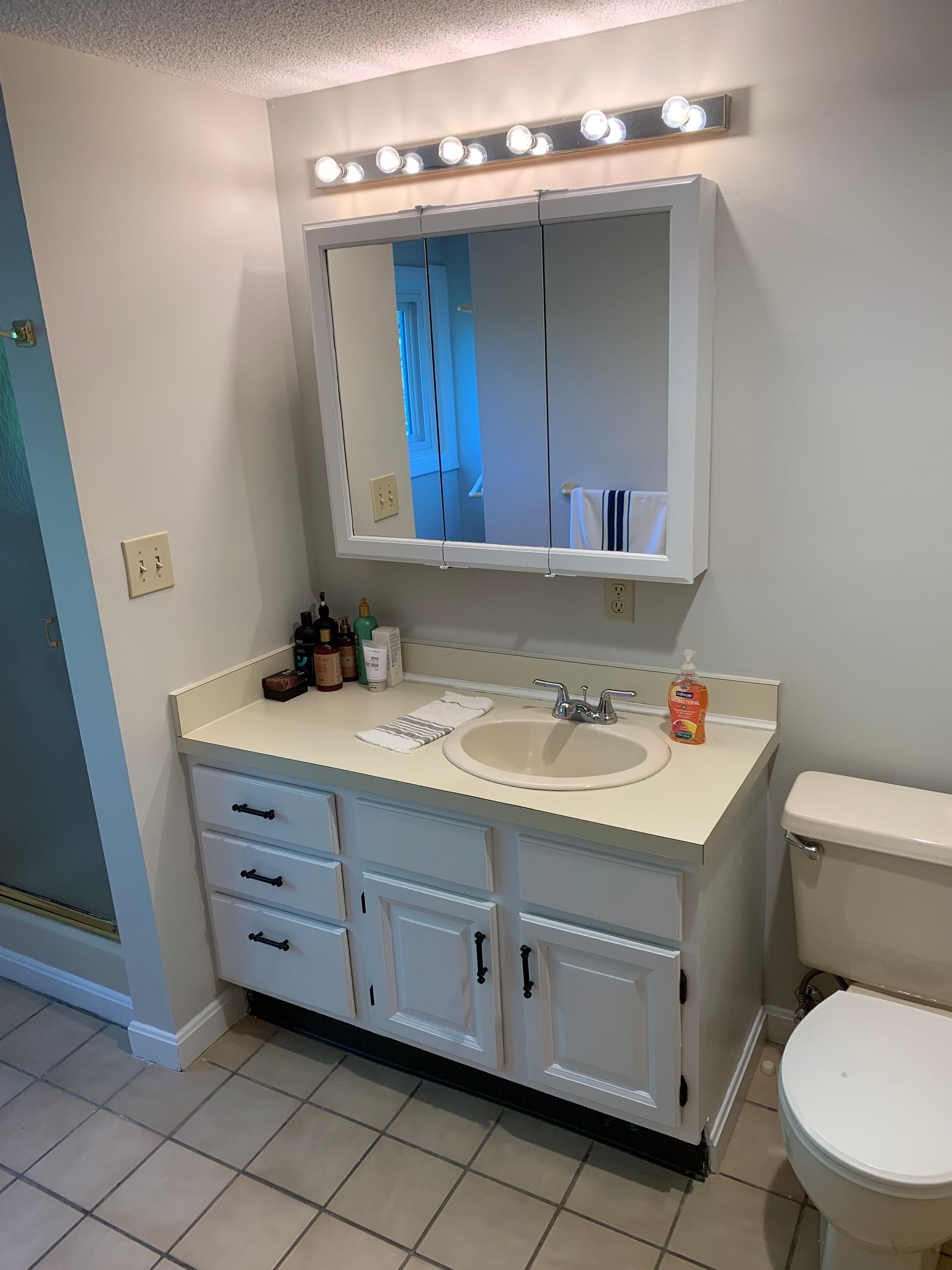 Before photo of vanity