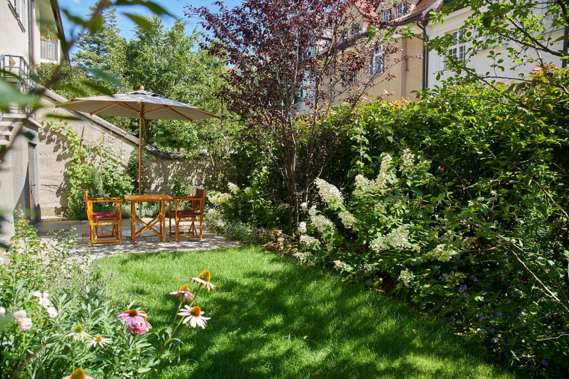 Sebastian Raschauer, Landschaftsarchitekt, Garten, Privatgarten,  Gartengestaltung, Umgestaltung, Neugestaltung, Bauantrag, Genehmigungsplanung, Werkplanung, Bauleitung, Projektleitung, Terrassen