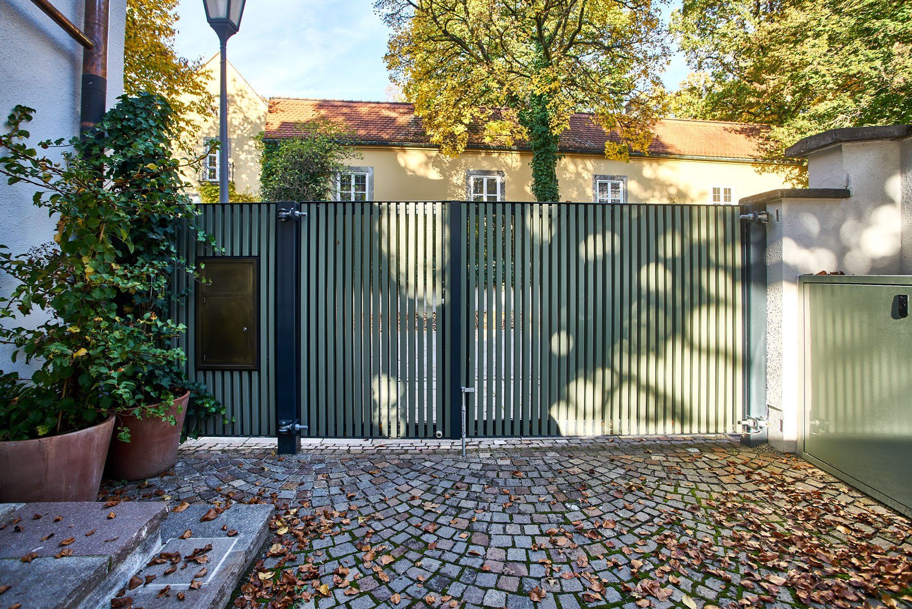 Sebastian Raschauer, Landschaftsarchitekt, Garten, Privatgarten,  Gartengestaltung, Umgestaltung, Neugestaltung, Bauantrag, Genehmigungsplanung, Werkplanung, Bauleitung, Projektleitung, Terrassen