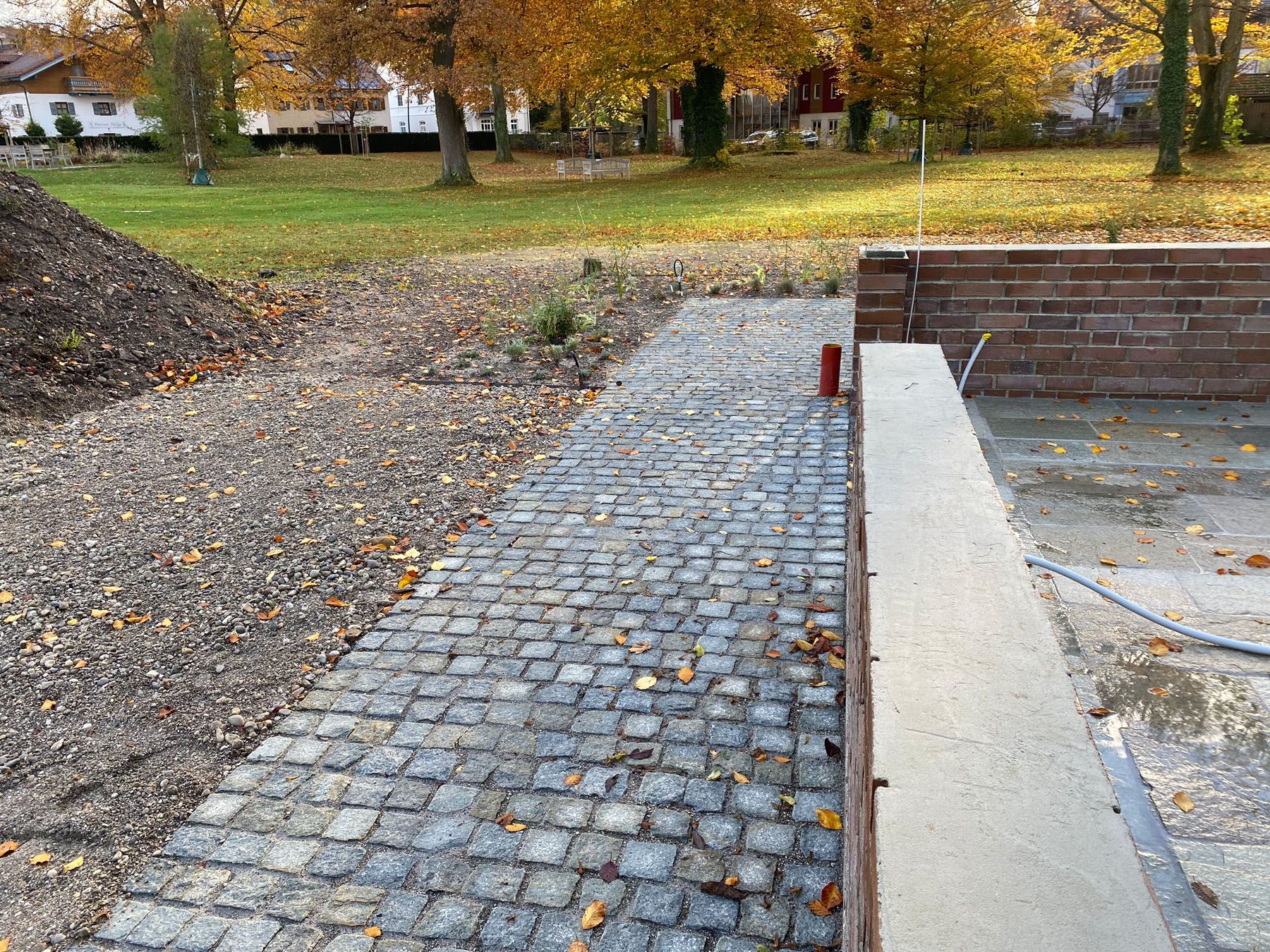 Sebastian Raschauer, Landschaftsarchitekt, Garten, Privatgarten,  Gartengestaltung, Umgestaltung, Neugestaltung, Bauantrag, Genehmigungsplanung, Werkplanung, Bauleitung, Projektleitung