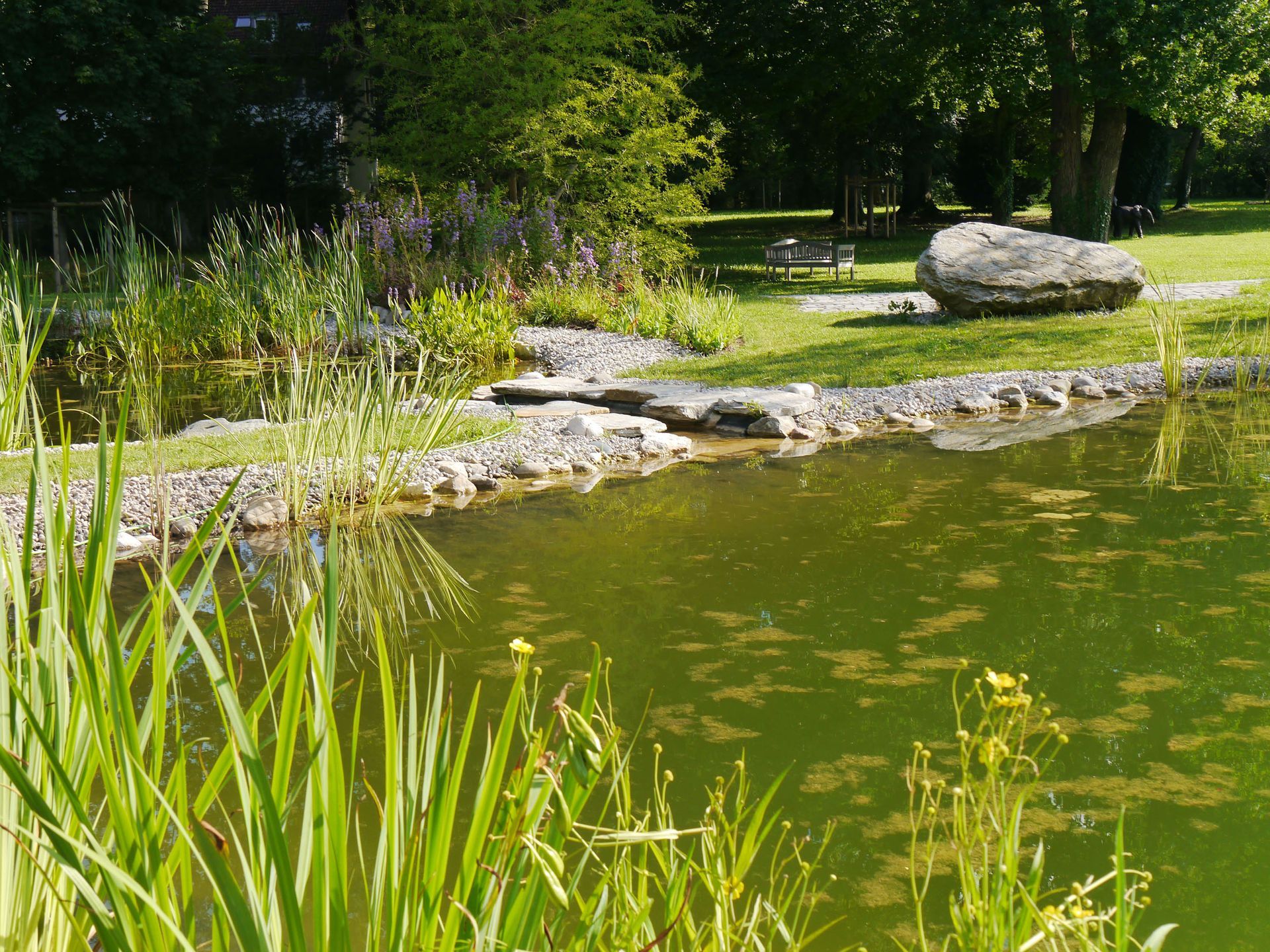 Sebastian Raschauer, Landschaftsarchitekt, Garten, Privatgarten,  Gartengestaltung, Umgestaltung, Neugestaltung, Bauantrag, Genehmigungsplanung, Werkplanung, Bauleitung, Projektleitung, Terrassen