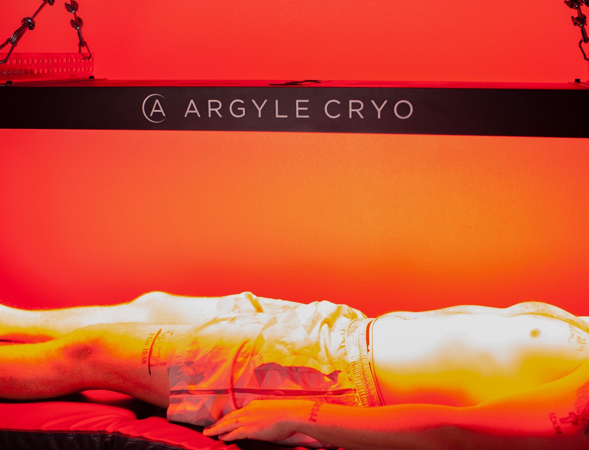 red-light-therapy-and-PEMF-therapy-session at Argyle Cryo
