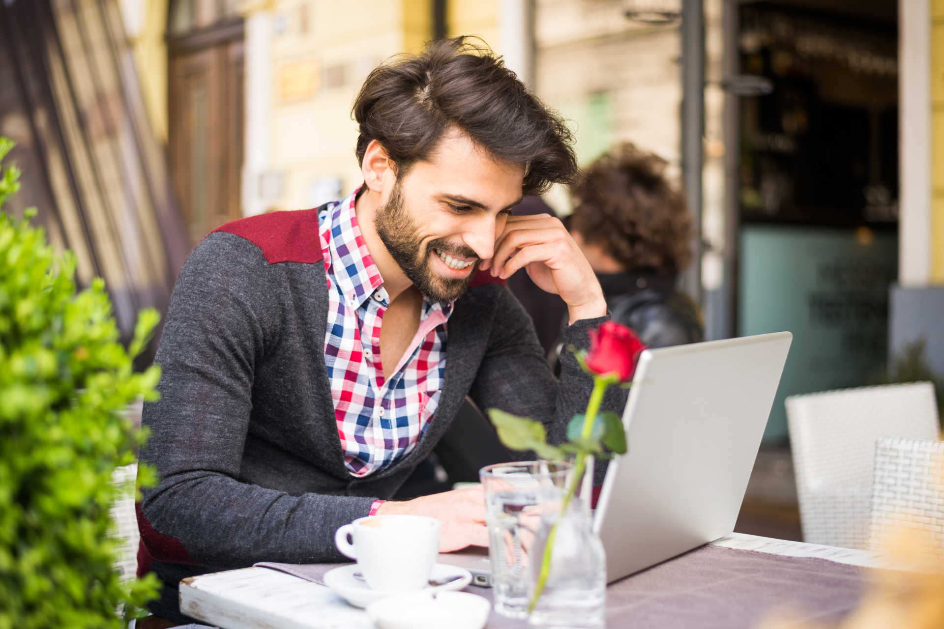 Man using Public Wi-fi