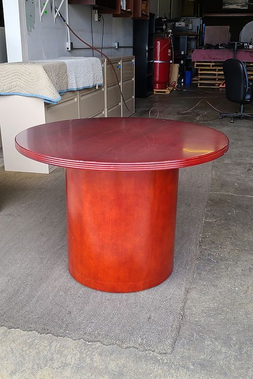 Mahogany Veneer Round Table — Rancho Cordova, CA — Valley Office Furniture