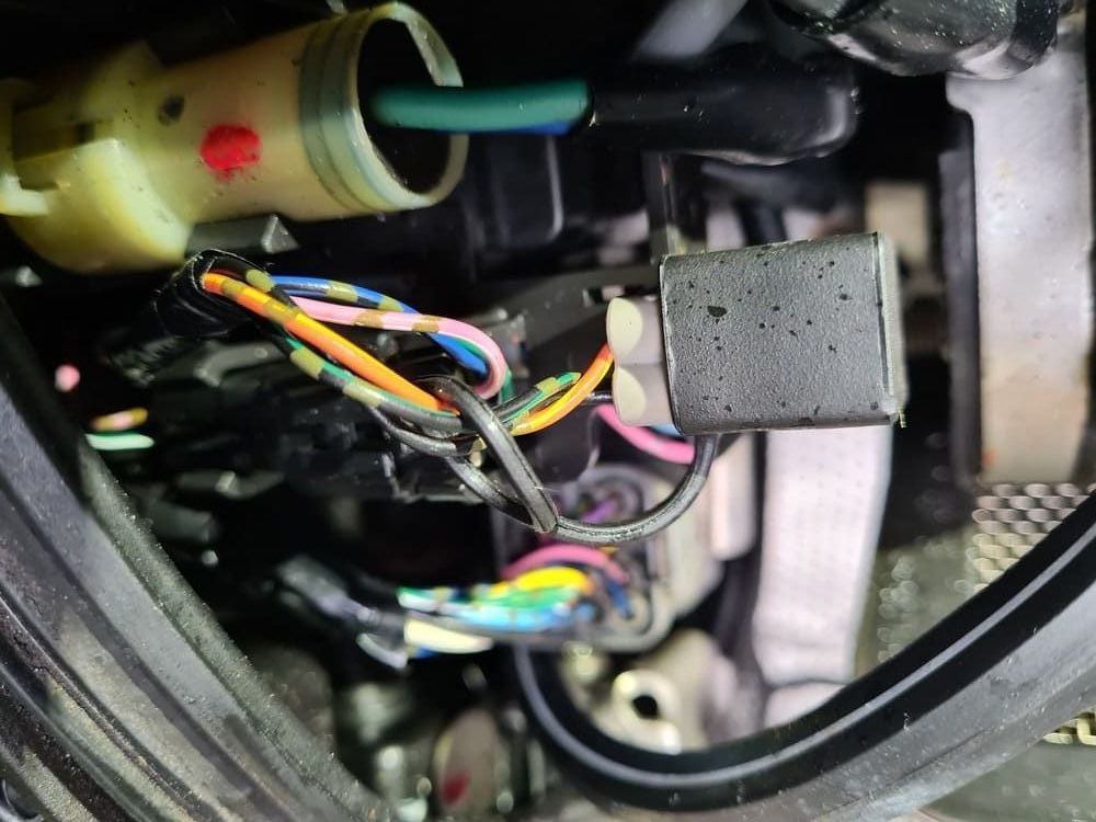 A close up of wires in an outboard