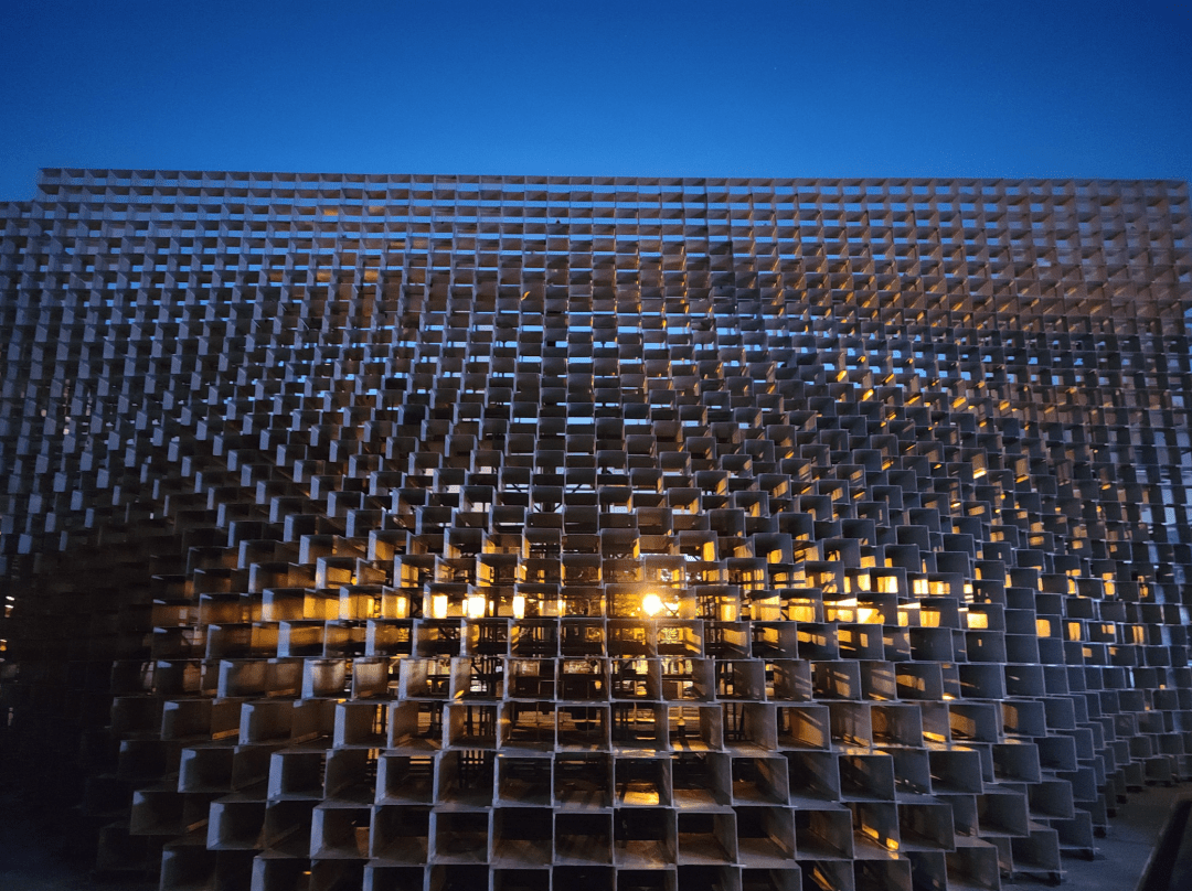 Serpentine Pavillion