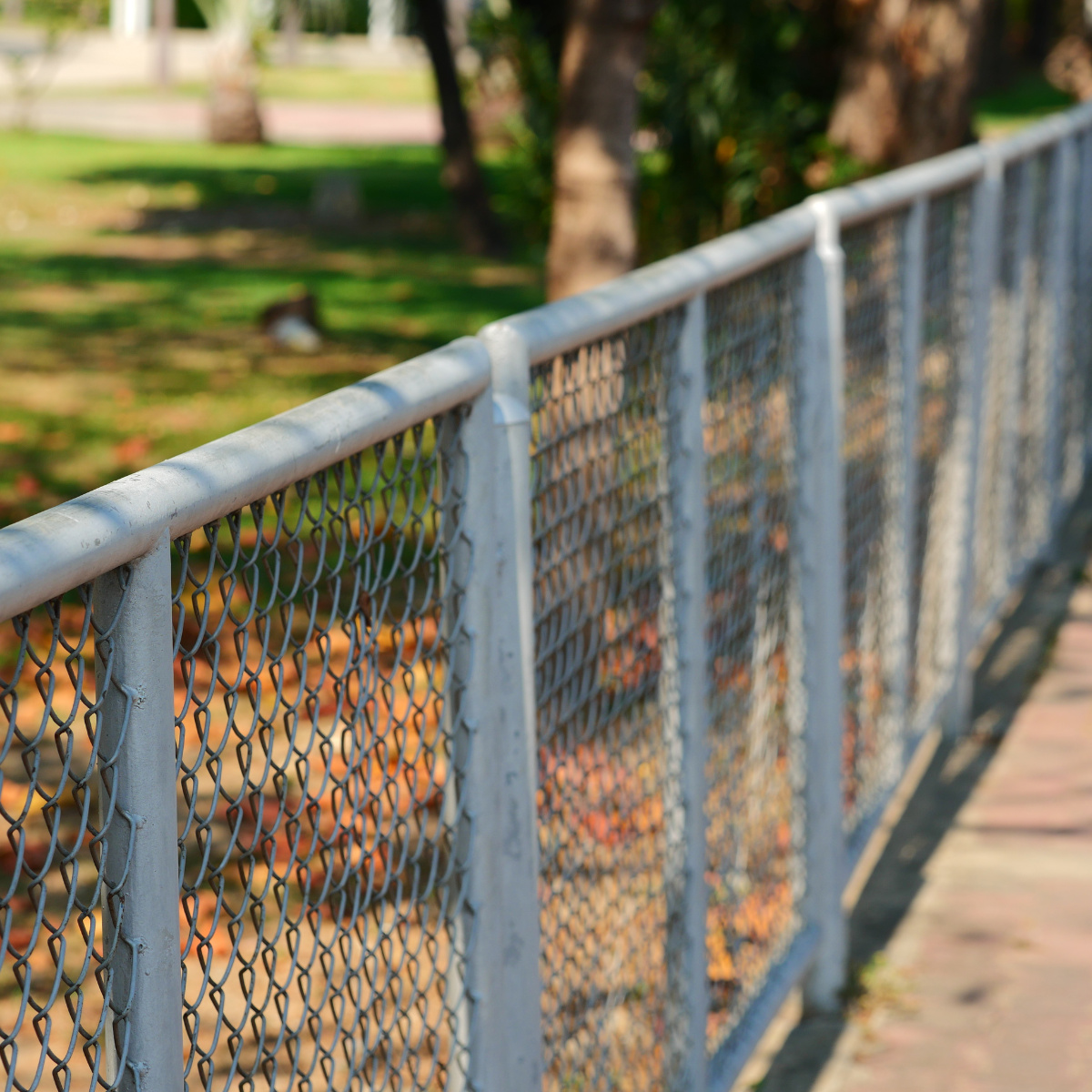 chain link fence repair