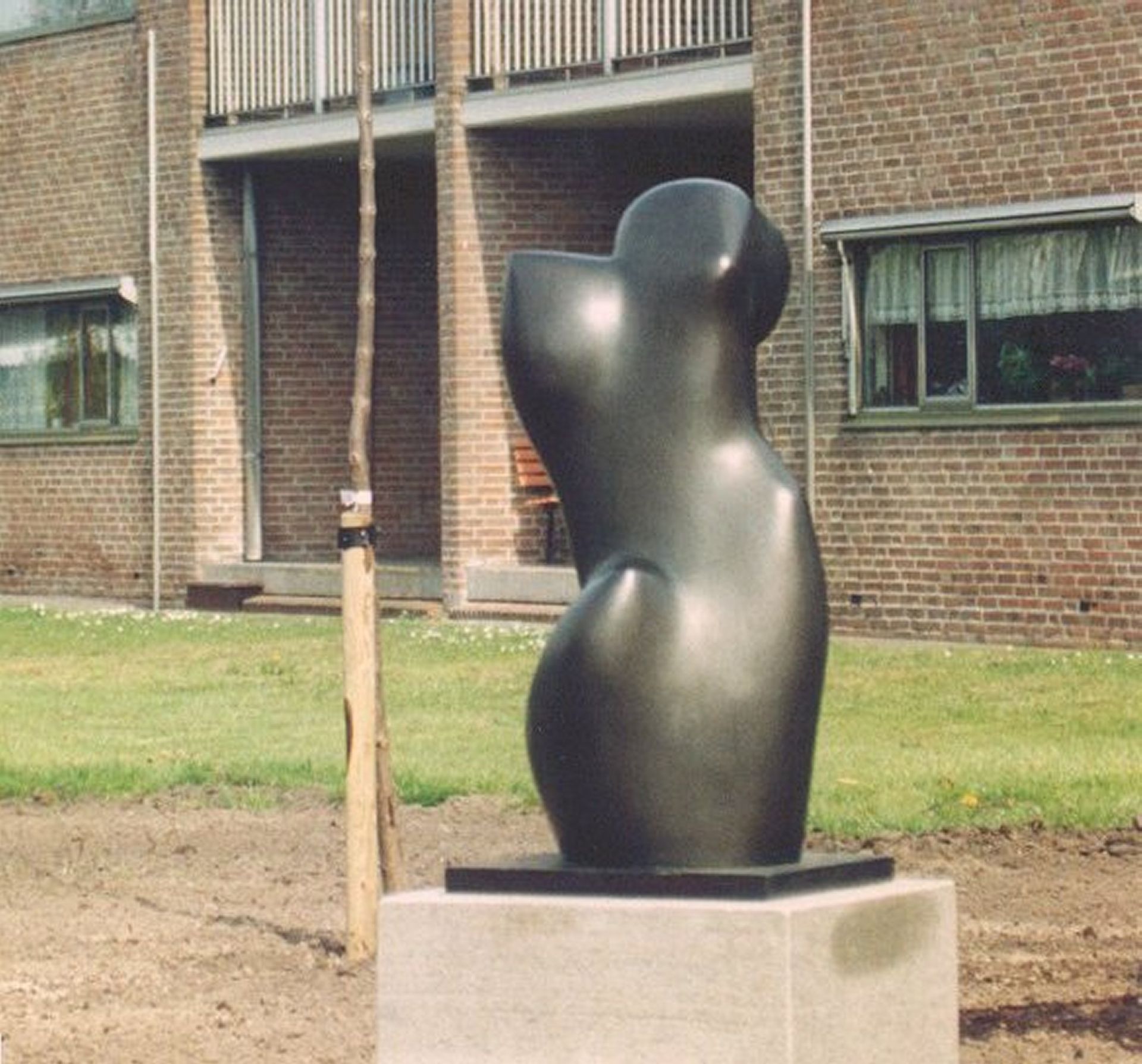 Torso (1970, brons)
