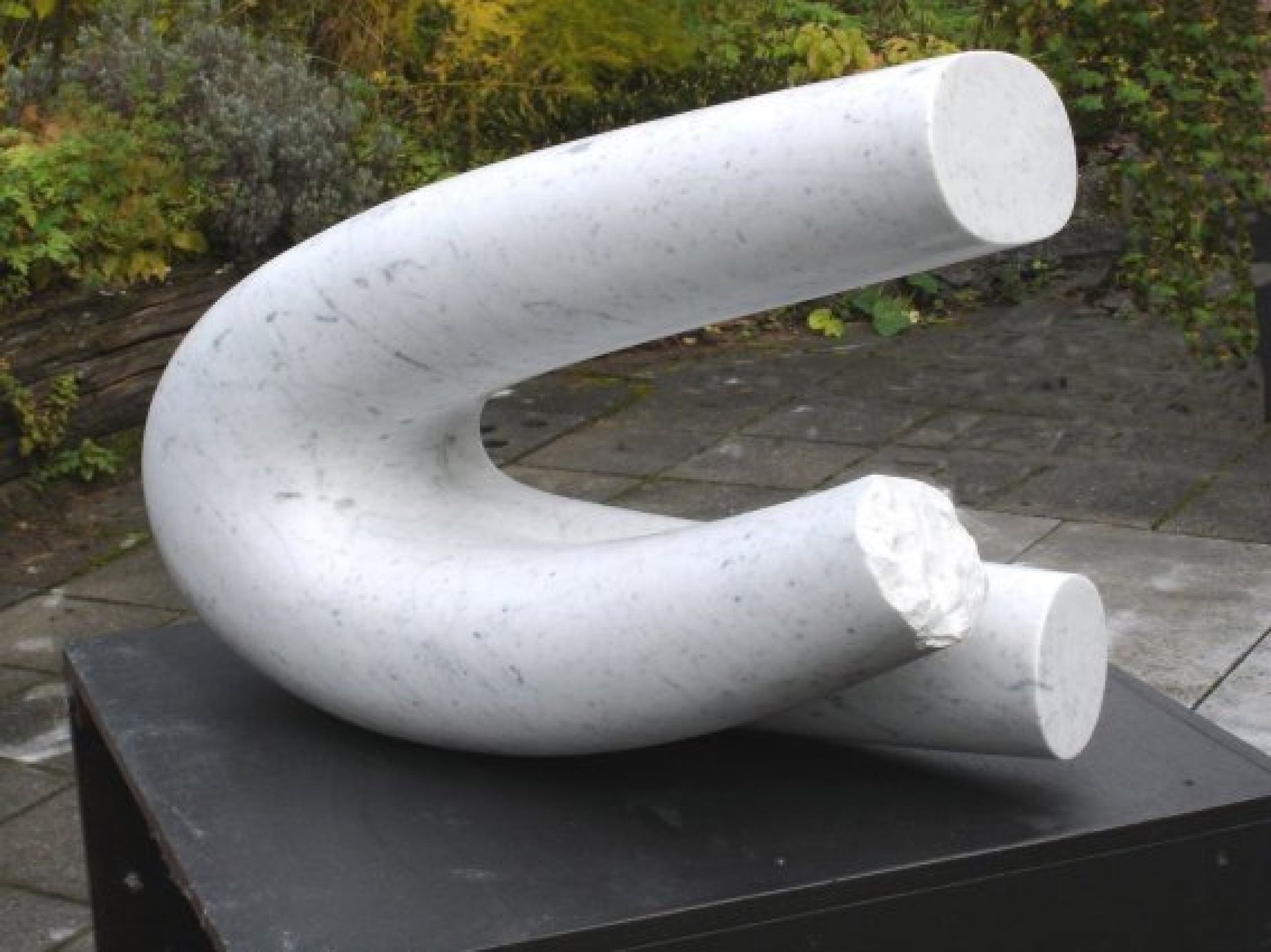 Sculptuur (2004, marmer)