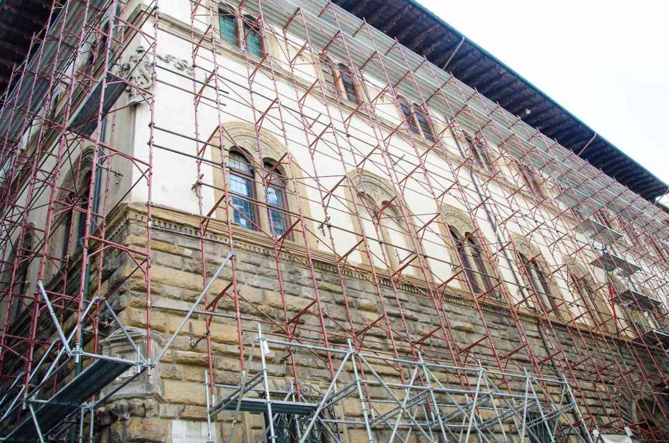 Facciata in ristrutturazione