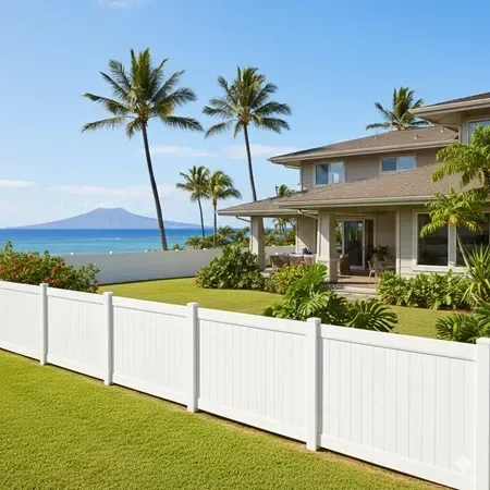 Durable vinyl fencing for Hawaii homes