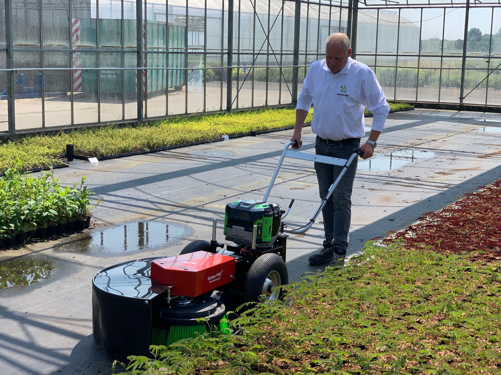 A man using the Geotex PRO®. The Geotex PRO® is a machine for cleaning geotexiles.