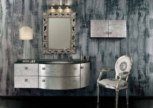 stanza con arredamento antico