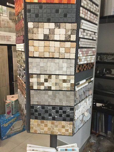 esposizione piastrelle per mosaico
