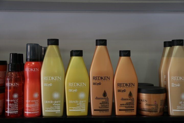 shampoo redken per capelli biondi e linea solare