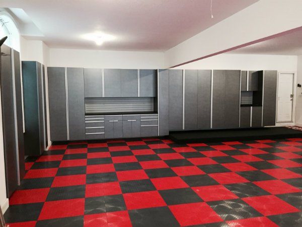 Custom Garage Cabinets & Flooring