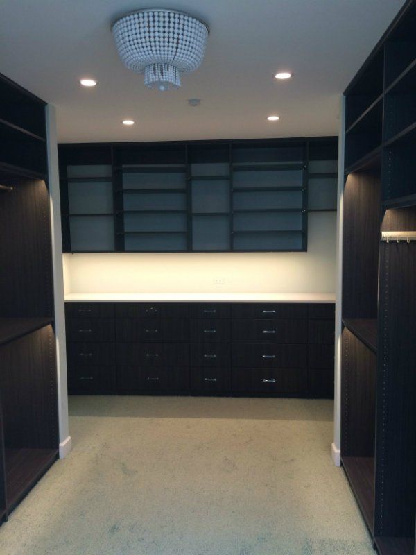 Custom Closet Drawers and Cabinets