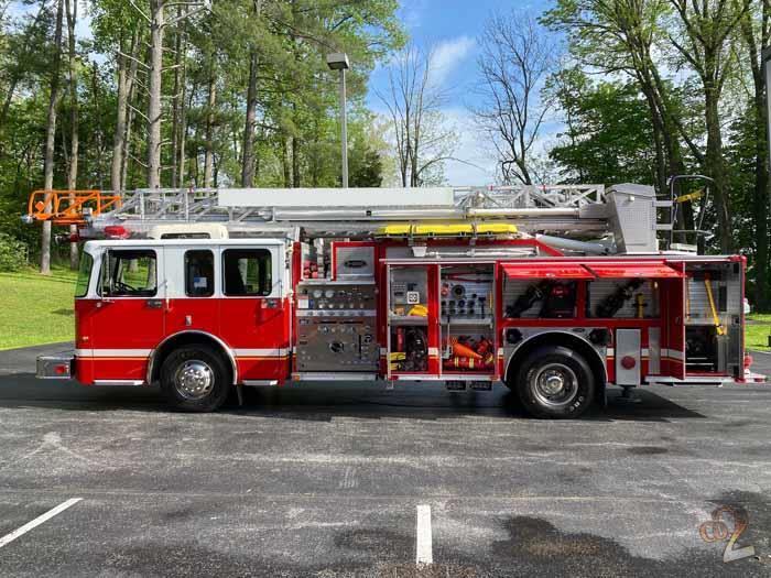 2001 Spartan E-One 75ft Quint
