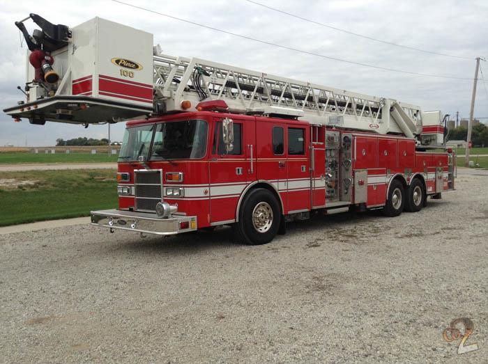 1997 Pierce 100ft Platform