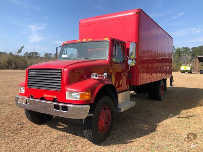 1991 International Storage Truck