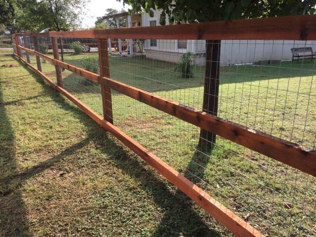 D & M Fencing 14