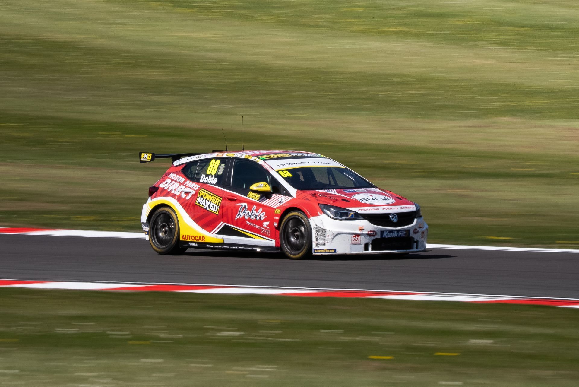 Mikey Doble BTCC 205 Donnington Park down the straight