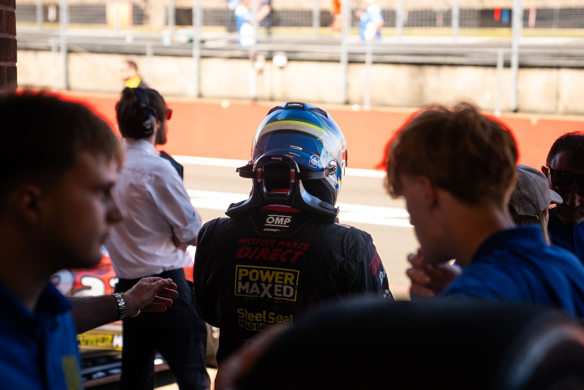 BTCC 2025 Brands Hatch Mikey Doble back and helmet