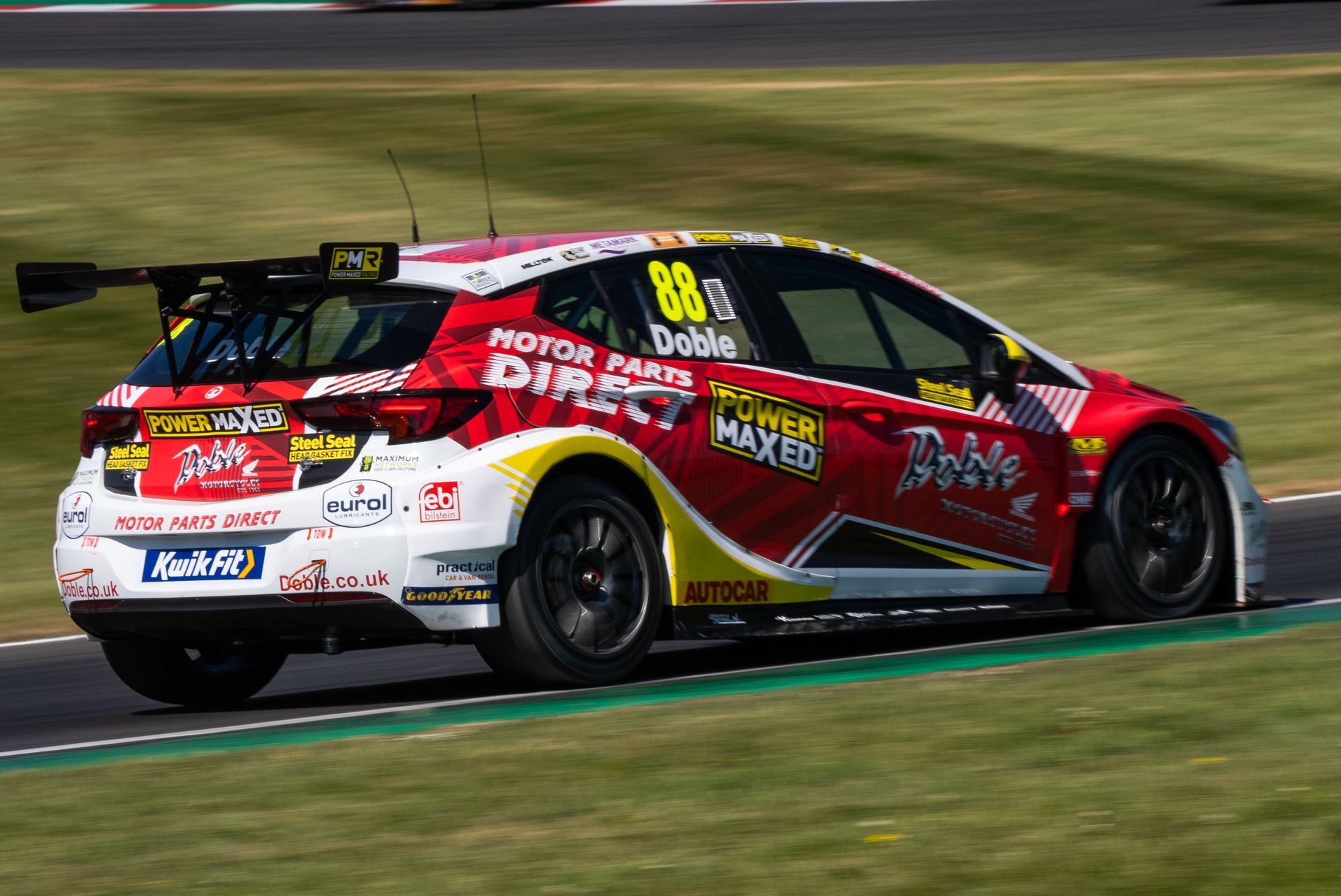 BTCC 2025 Mikey doble 88 pmr car side shot