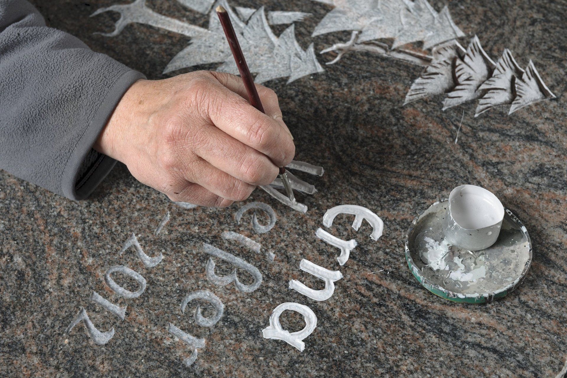 grave names painting