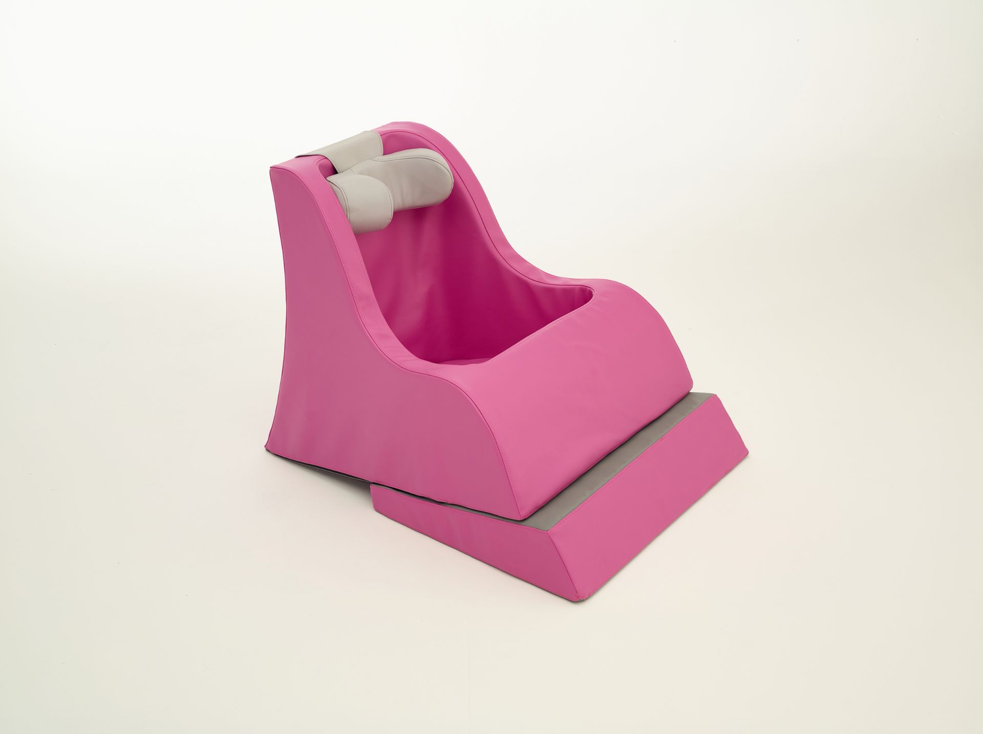 Lalloo with attachments