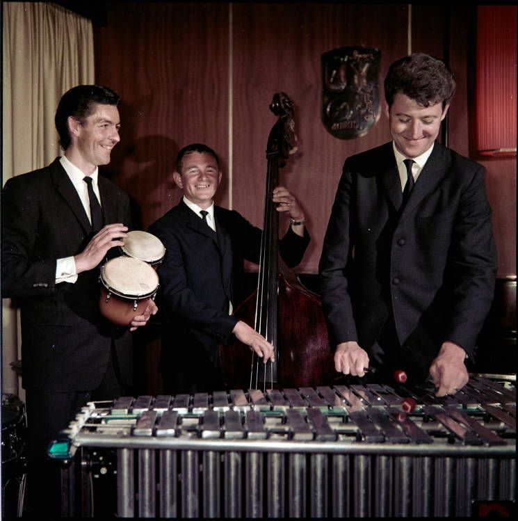The Terry Gray Trio at El Matador Restaurant in Symonds Street: Mauri Faiers (drums), Mike Foley (bass), Terry Gray (piano).
Auckland Libraries Heritage Collections 1269-19670106-04
