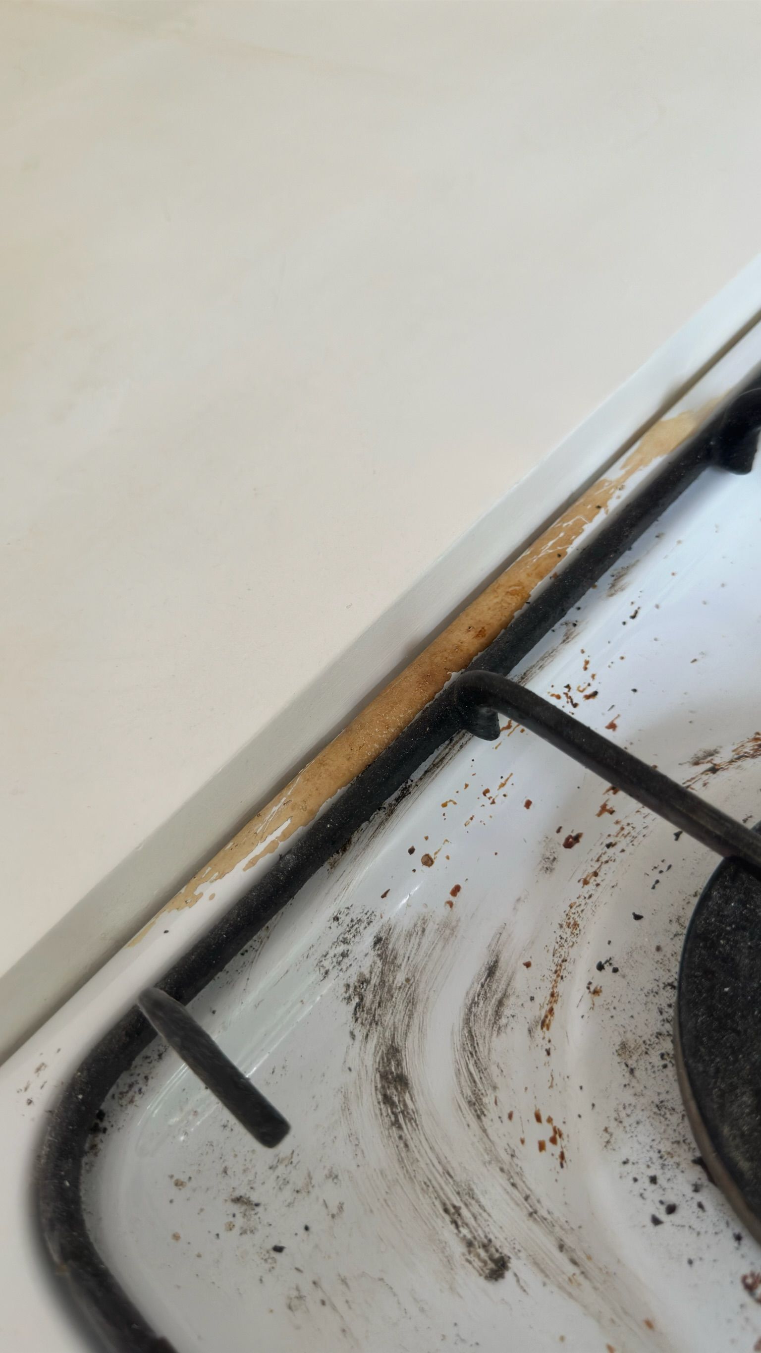 Timber benchtop repaired — before and after comparison