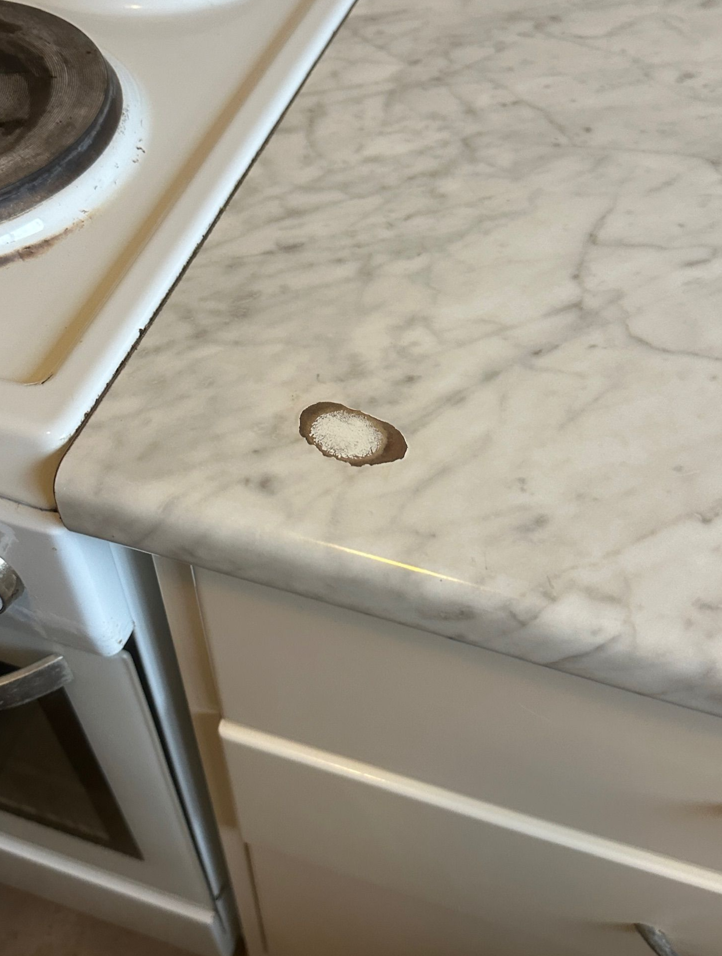 Laminate Benchtop repaired — before and after comparison