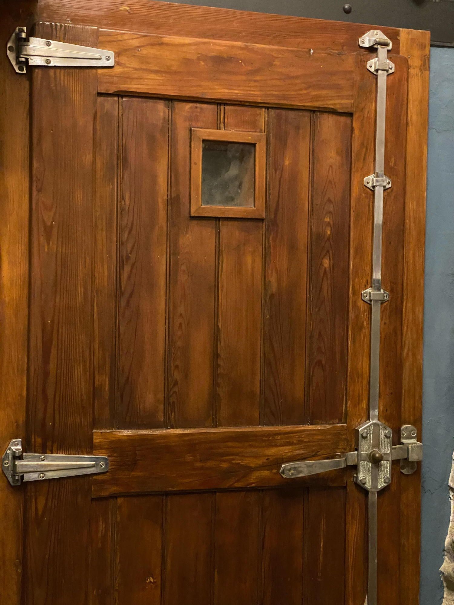 portone casa medievale Pontremoli