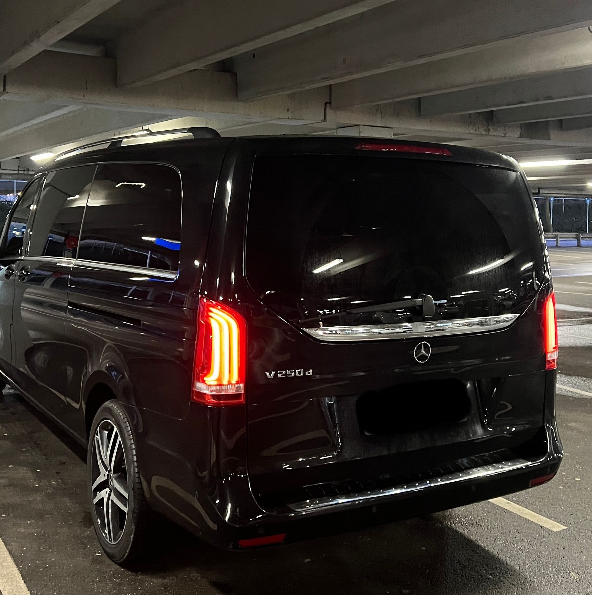 Chauffeur Service Amsterdam - private car service amsterdam