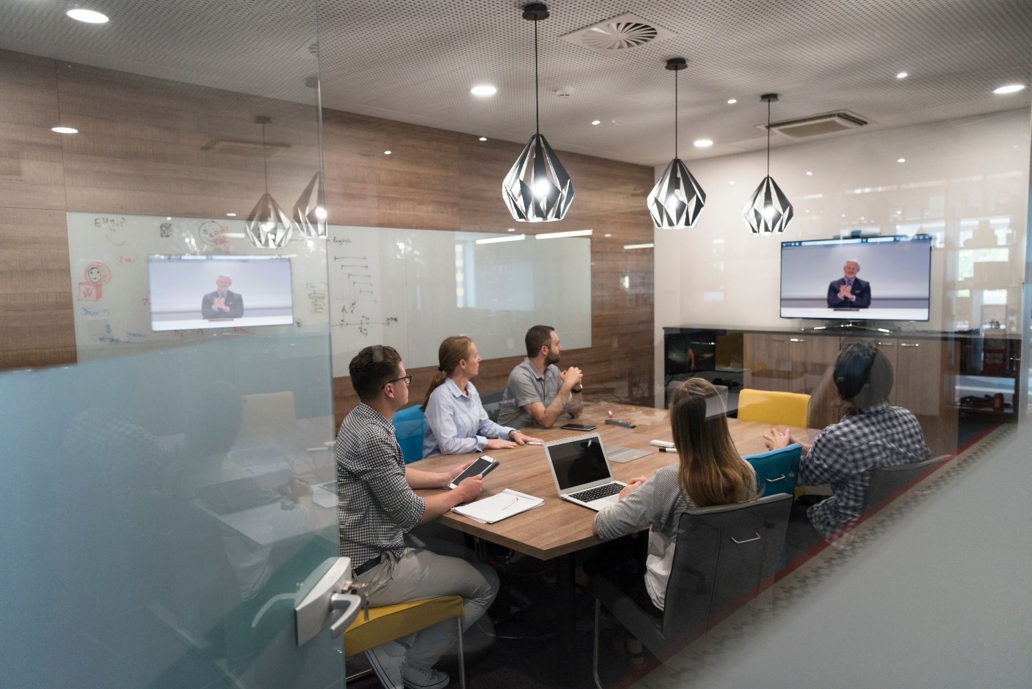 Bandwidth Considerations for Teams and Zoom Calling: Optimizing Your Video Conferencing Experience