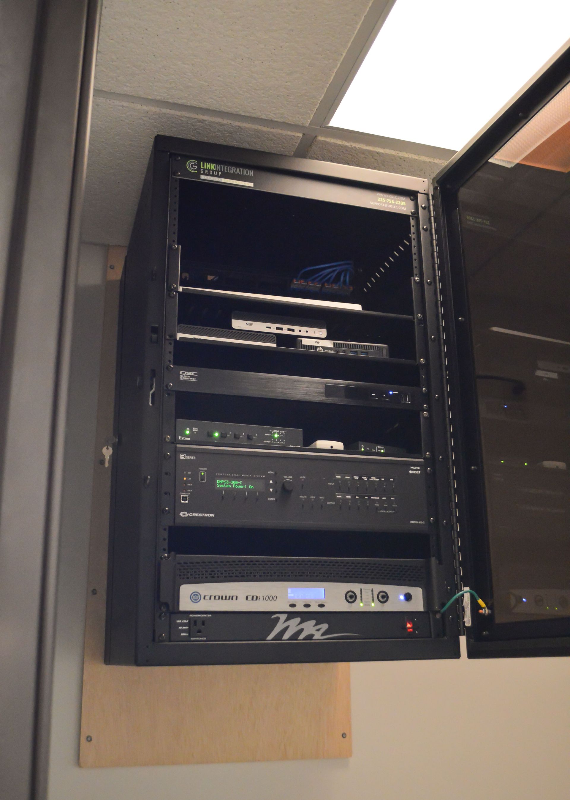 Woman's Hospital Conference Room