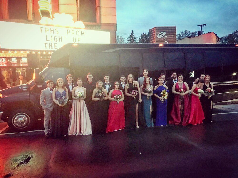 Prom | Furbus | Image