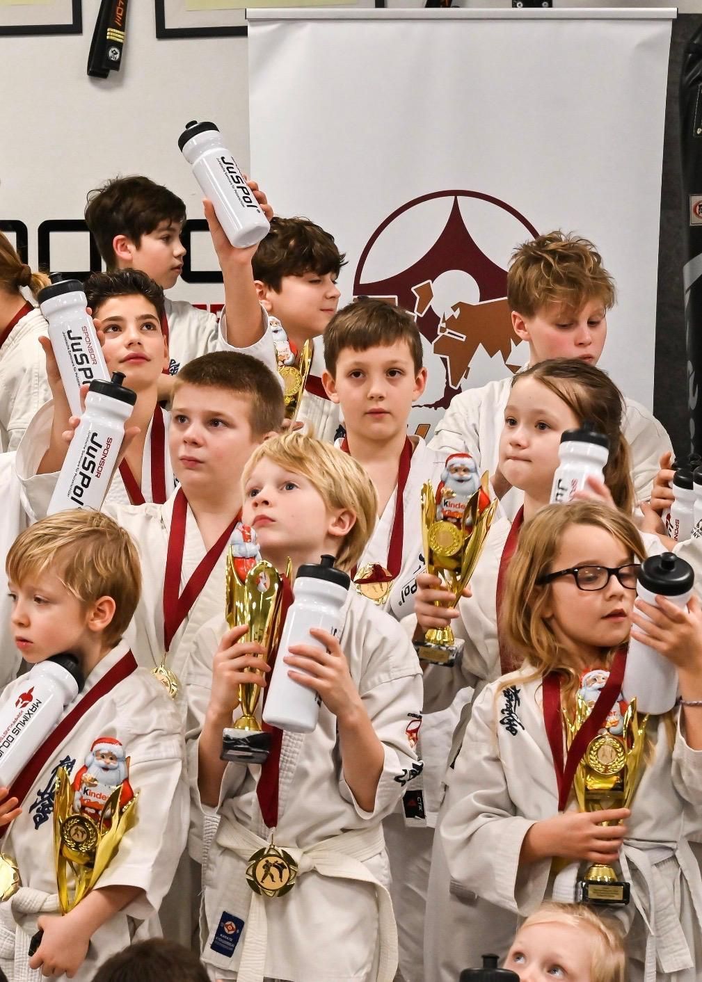 Karatekämpfer bei internationaler Meisterschaft