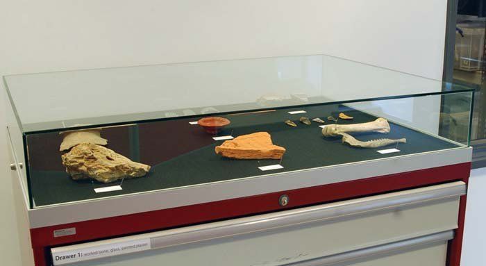 bacheca espositiva per musei archeologici