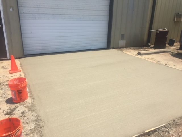 A concrete driveway in Brandon, MS by Scott Meadows Construction Co. 