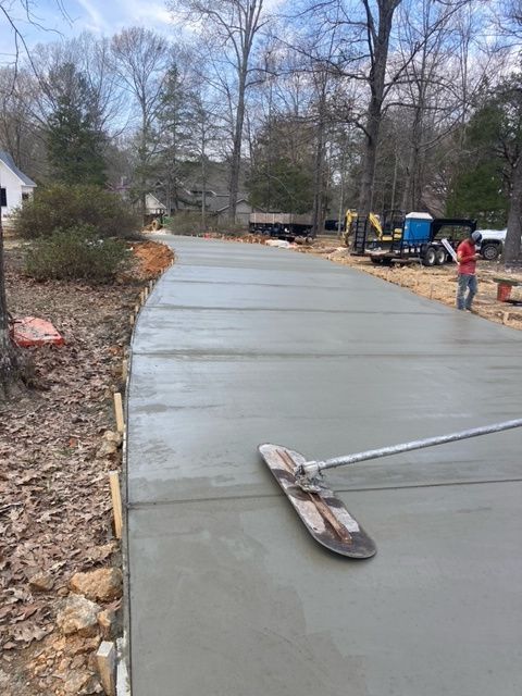 A concrete driveway in Brandon, MS by Scott Meadows Construction Co. 