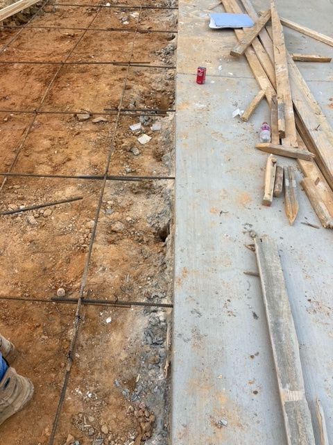 A concrete sidewalk in Brandon, MS by Scott Meadows Construction Co. 