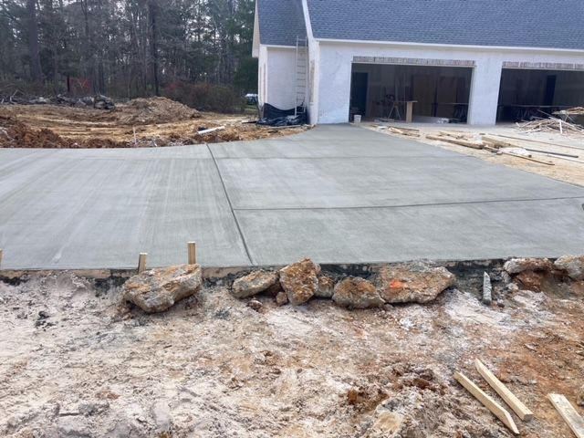 A residential concrete driveway in Brandon, MS by Scott Meadows Construction Co. 