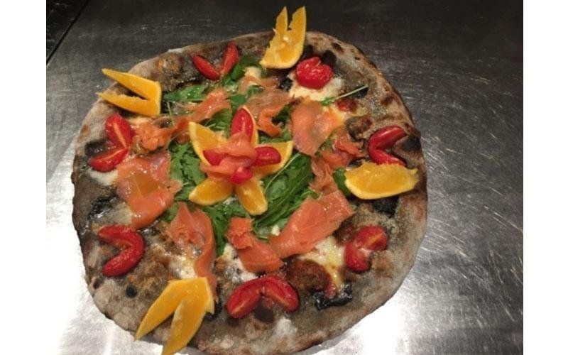 pizza al salmone