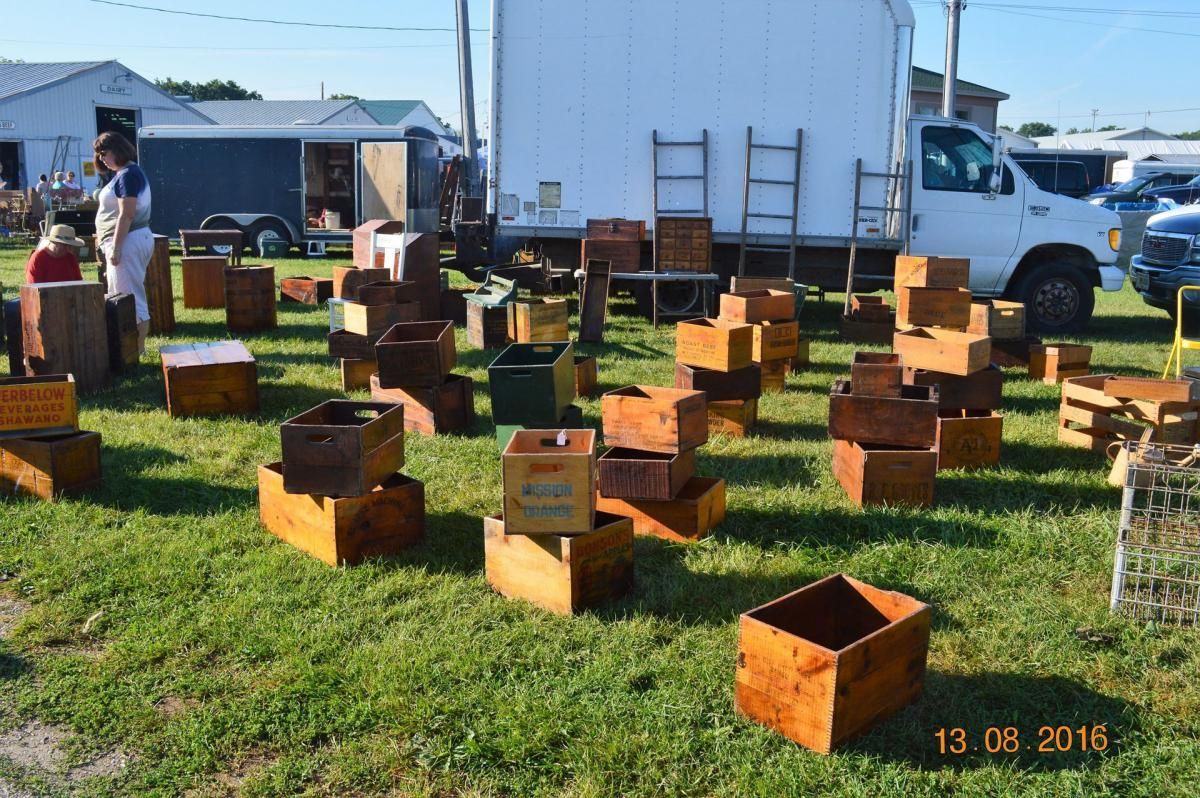 Sell or find antiques and vintage items at Elkhorn Antique Flea Market