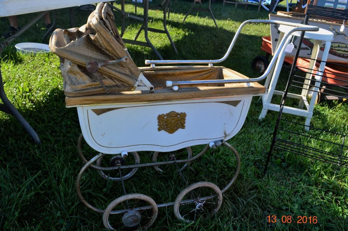 Sell at Elkhorn Antique Flea Market | Vendor Info