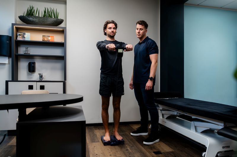 Medewerker Revital test tijdens een periodiek medisch onderzoek een medewerker zijn algemene gezondheid