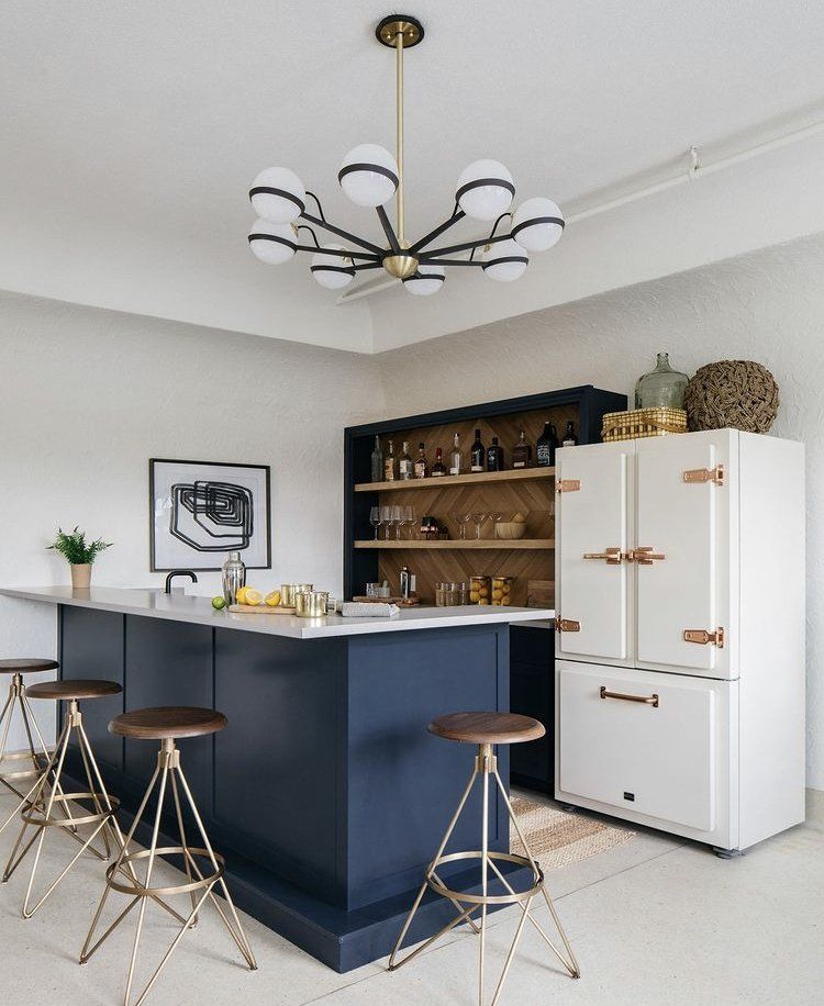 Kitchen Bar with Cabinet — Forrest, IL — Knapp Kitchens