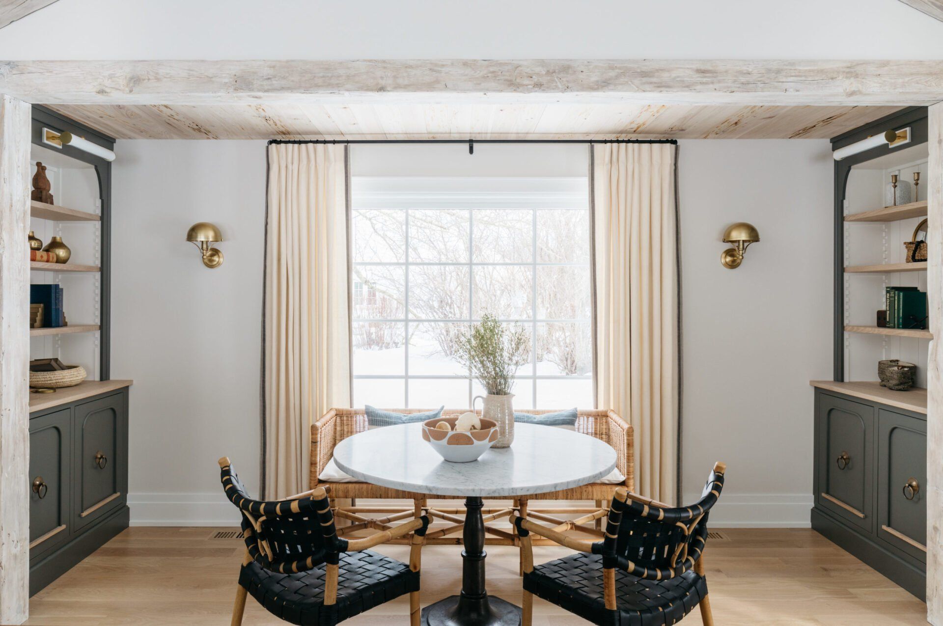 Tables and Chairs — Forrest, IL — Knapp Kitchens